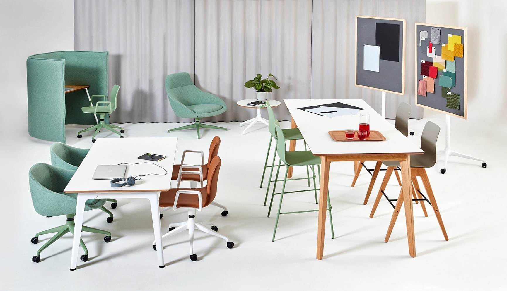 Naughtone Fold Table - Bakata Design