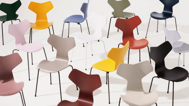 NEW COLORS OF THE CLASSIC